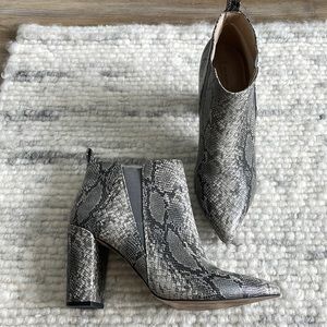 BCBCMaxAzria Grey Snakeskin Bootie - Size 9
